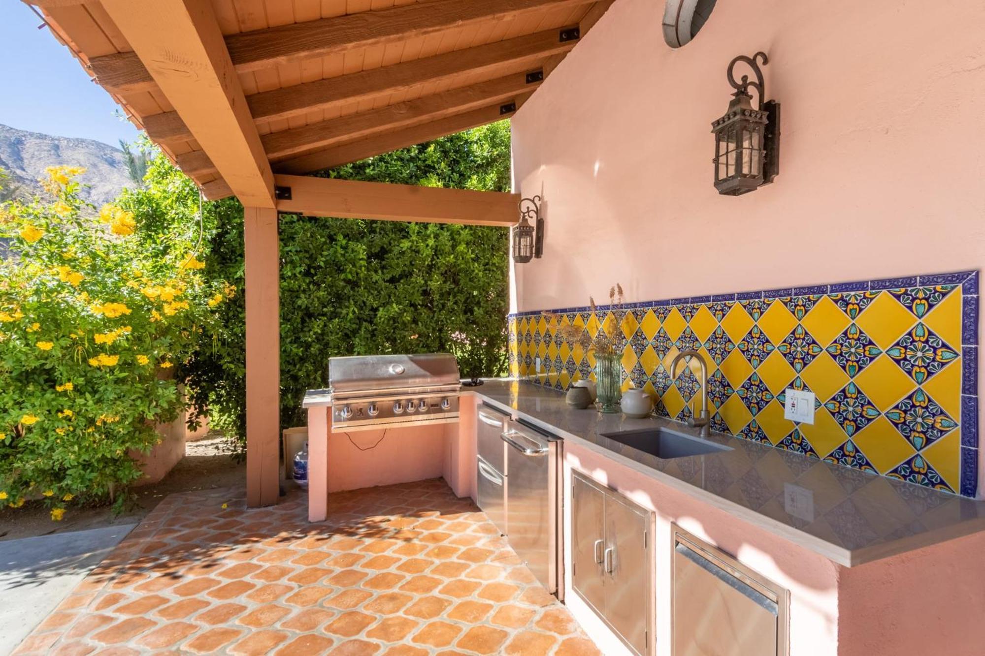 Casa Del Colibri' By Avantstay Luxe Estate W Pickle Ball Court パーム・スプリングス エクステリア 写真